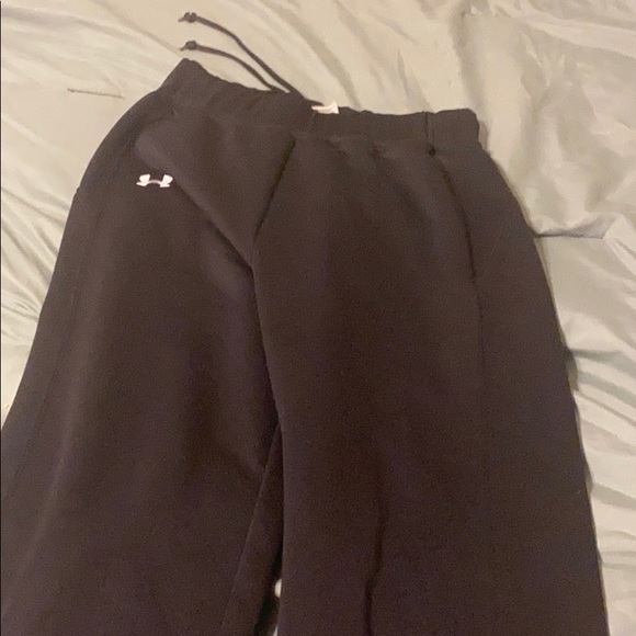 Under armor - Picture 3 of 4